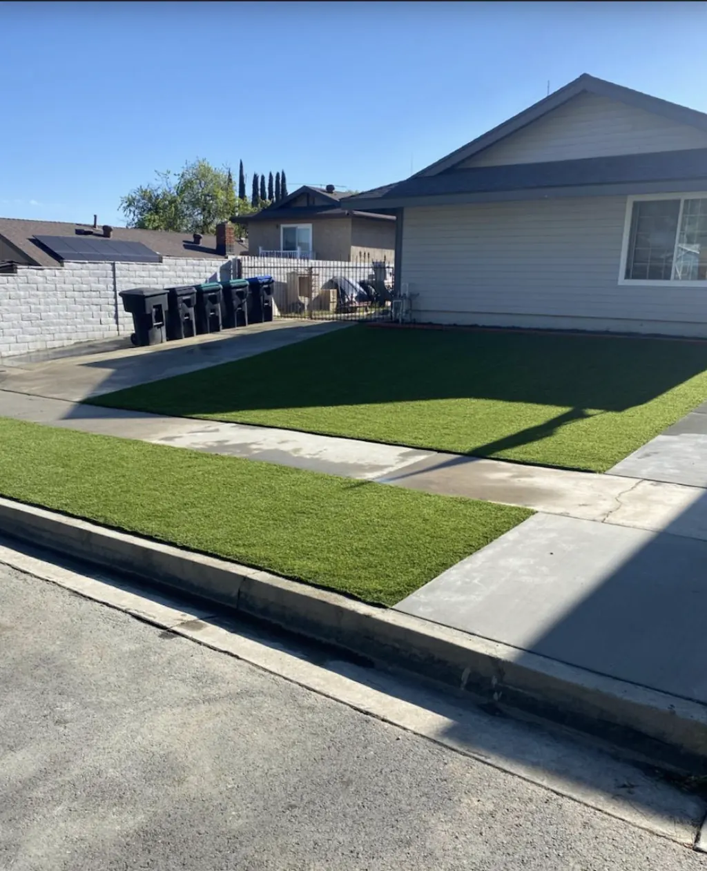 Finished front yard by Millenium in Perris, CA