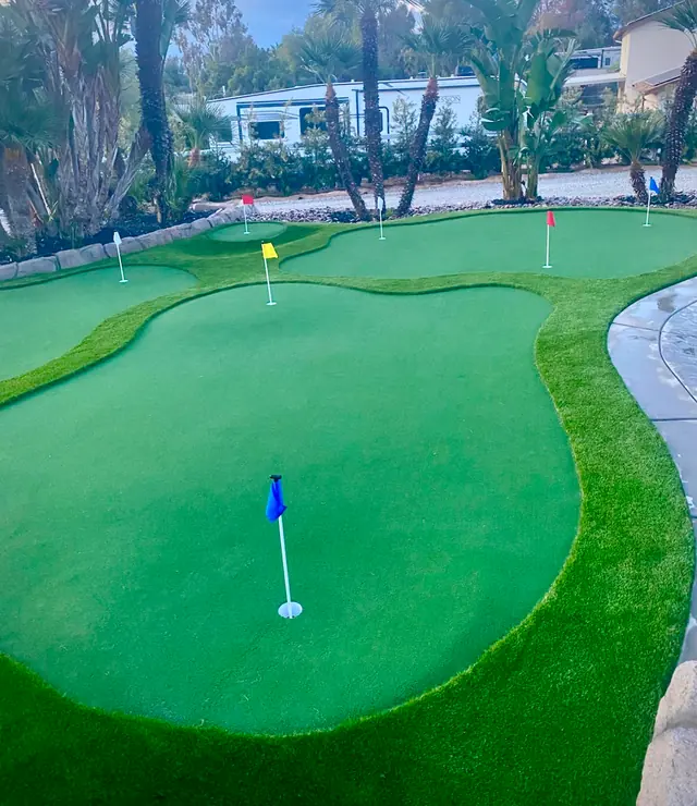 Backyard putting green in Perris, CA